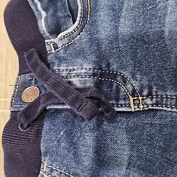 Gap Jeans - Picture 2 of 6